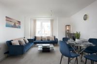 B&B Broughton - Two Bedroom Apartment - Milton Keynes By Aryas Properties - Bed and Breakfast Broughton
