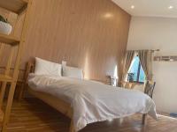 King Room with Garden View