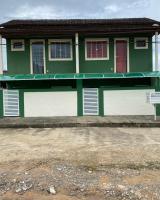 Casa aconchegante e charmosa à 6 min da Praia - Ar condicionado - WIFI 600MB - Netflix - Globoplay - Cozinha Completa - B&B Rio das Ostras