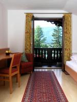 Deluxe Double Room with Balcony and Lake View