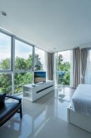 B&B Karon - Chic Condominium by Redfox Hospitality - Bed and Breakfast Karon