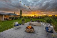 'Vineyard Cottage' A Golden Escape among the Vines - B&B Mudgee