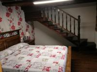 Camera Familiare con Bagno Privato