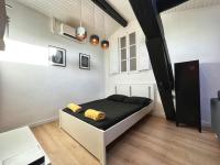 Le Germinal - Studio climatisé calme proche du métro - B&B