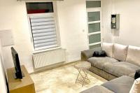 Maison proche du centre ville de la gare l aéroport de Charleroi - B&B Charleroi