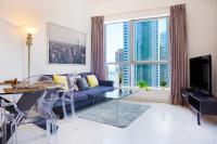 B&B Dubai - Maison Privee - Stunning Apartment with Dubai Marina View - Bed and Breakfast Dubai