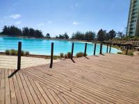 Maravilloso Depto 2D2B en Condominio LagunaMar con Vista Hermosa a la Laguna Estacionamiento y Piscina - Chambres d'hôtes Las Garzas