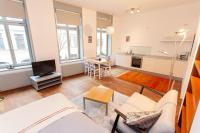 Apartment mit Balkon