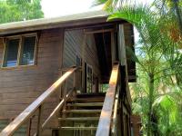 B&B Sandy Bay - Tropical Treehouse - Bed and Breakfast Sandy Bay