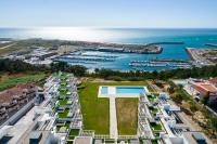 Mar a Vista - Condominium with Pool, Gym and Sea Views - Bed and Breakfast Nazaré