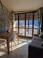 Home holidays- attico arc en ciel - B&B