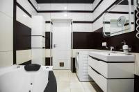 Brand new relaxing place in nice neighbourhood Jacuzzi - Chambres d'hôtes Lviv