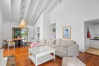 Peregian Beach House, Walk to beach, shops, cafes - B&B Peregian Beach