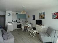 Studio lumineux avec balcon et parking proche plage - FR-1-92-608 - Chambres d’hôtes Les Sables d'Olonne