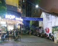 DucTaigallery's Entire Apt-Cozy in Bui Vien St - B&B Ho Chi Minh