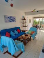 B&B Larnaca - Searenity Seafront house - 50m from the beach - Bed and Breakfast Larnaca