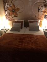 Double Room with Private External Toilet 