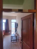 ROOP MOUNTAIN HOMESTAY No Parking - Bed and Breakfast Manāli