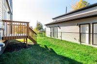 Cozy Nordic Utopia, Bsmt Suite near WEM & DT, King Bed, WiFi - B&B Edmonton