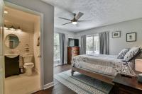 B&B Asheville - 6 miles to downtown Asheville. Sleeps 5. - Bed and Breakfast Asheville