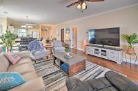 Bright Myrtle Beach Condo with Balcony! - B&B