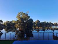 B&B Perth - Paradise Escape On The Lake - Bed and Breakfast Perth