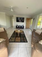 B&B Torquay - Oska's Affordable Accommodation Hervey Bay - Bed and Breakfast Torquay