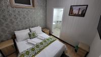 Deluxe Double Room with Shower