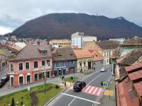 Ema's Vintage Brasov Spacious 2 BR Central Apartment with Mountain View - Ferienwohnung