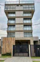 Apto novo com AC 1 quadra da praia Guaratuba PR - Chambres d’hôtes Guaratuba