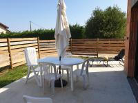 L'escapade, à 5 minutes de l'A6 - Bed and Breakfast Dracé