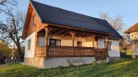 B&B Șurdești - CASA CARLA - Bed and Breakfast Șurdești