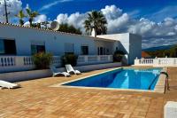 Blue Skies Villas 1&2 - B&B