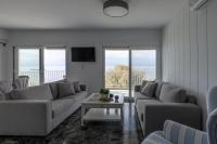 Seaside Bliss Flat - B&B Saronída