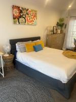 B&B Lyndhurst - Ange's BnB - Self Contained Unit with Ensuite - Bed and Breakfast Lyndhurst