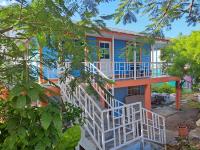 Mary & Matt lodge - B&B Providencia