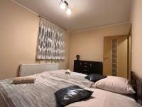 Komfortowy apartament w Ustroniu, 57m2, dwie sypialnie, darmowy ogrodzony parking, osobna kuchnia, blisko Czantoria i szlaki piesze - Bed and Breakfast Ustroń