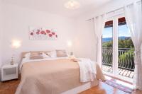 Apartment mit 2 Schlafzimmern und Balkon