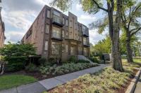 Stunning West end Condo - close to everything Nashville has to offer! - B&B