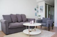 B&B Vantaa - Modern apartment with Sauna, near Transit Hub/Dixi - Bed and Breakfast Vantaa