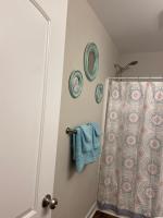 Kannapolis Elegant Townhouse - Pet Friendly - B&B