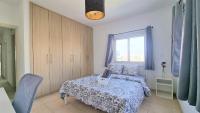 B&B Larnaca - Comfy and Exquisite ROOMS in a Shared 3BR Apartment Near Main Harbor, City Center - Bed and Breakfast Larnaca