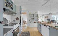 Beautiful Home In Frstrup With 3 Bedrooms And Wifi