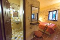 Apartment aus Stein mit Meerblick