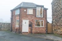 The Old Coach House- luxury Harrogate Home Detached Quite Stylish whole house short walk from the Conference- town centre - Chambres d'hôtes Harrogate