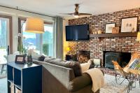 Glen Condo with Mountain Views Walk to Story Land - Ferienwohnung