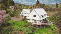 Spiral Gardens Country Park Retreat - B&B