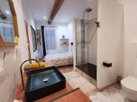 Cocon chaleureux proche écusson - Bed and Breakfast Nîmes