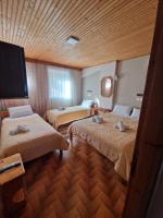 Quadruple Room with Mountain View