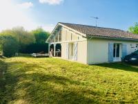 LA VILLA LANDAISE jacuzzi et piscine chauffée - B&B Sainte-Eulalie-en-Born